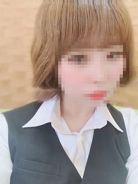 千種・今池・池下のデリヘル「淫乱OL派遣商社 斉藤商事」葉山ゆりな(18)のプロフィール写真