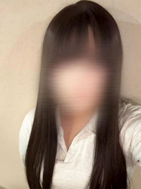新栄・東新町のぽっちゃりデリヘル「元祖ぽちゃカワ倶楽部」ゆあ(20)のプロフィール写真