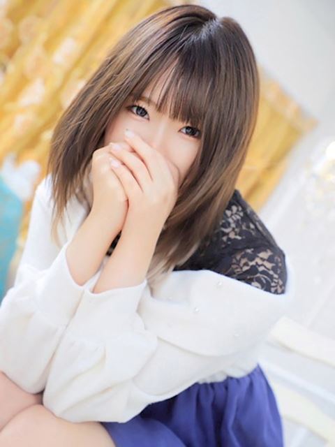 豊橋の人妻・熟女デリヘル「やまとなでしこ豊橋店 ～人妻エロエロ星人～」まう(26)のプロフィール写真
