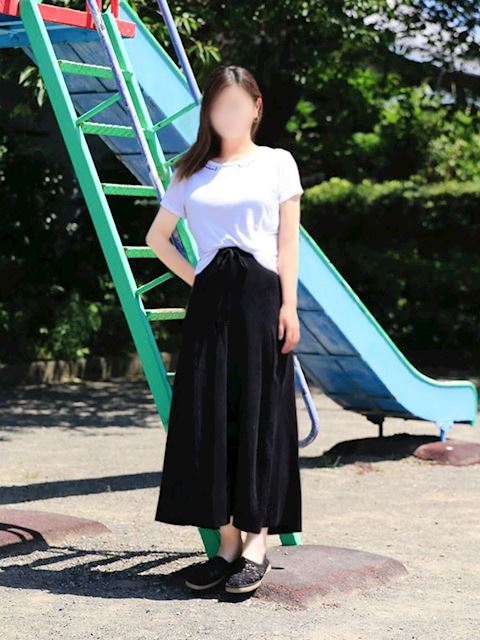 静岡・清水の人妻・熟女デリヘル「こあくまな熟女たち静岡店（KOAKUMAグループ）」安達 麻耶(45)のプロフィール写真