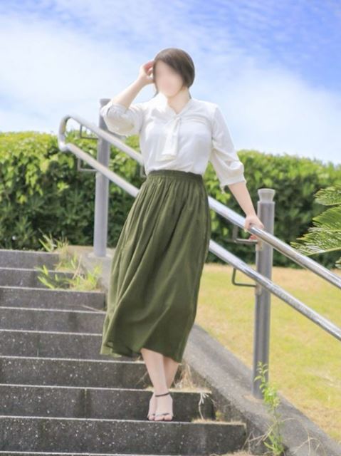 静岡・清水の人妻・熟女デリヘル「こあくまな熟女たち静岡店（KOAKUMAグループ）」姫神 音(31)のプロフィール写真