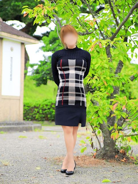 静岡・清水の人妻・熟女デリヘル「こあくまな熟女たち静岡店（KOAKUMAグループ）」花村 蒼依(41)のプロフィール写真