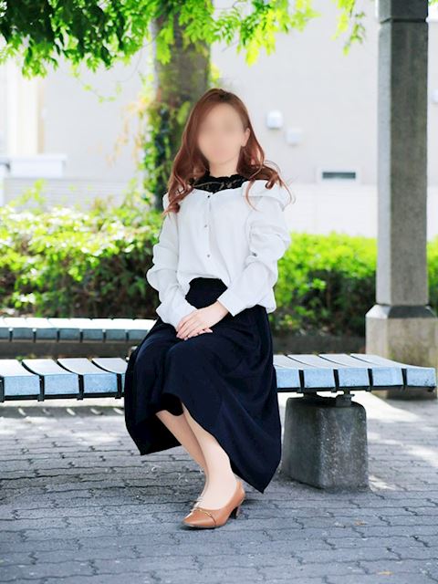 静岡・清水の人妻・熟女デリヘル「こあくまな熟女たち静岡店（KOAKUMAグループ）」相葉 里奈(40)のプロフィール写真