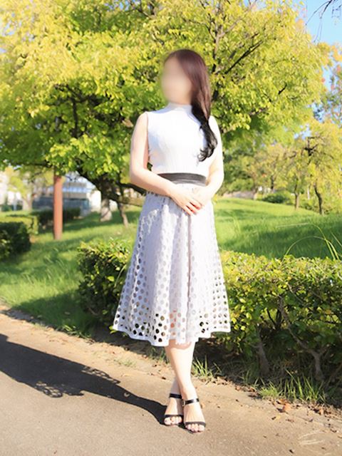 安城の人妻・熟女デリヘル「こあくまな熟女たち三河店（KOAKUMAグループ）」橘 みつり(45)のプロフィール写真