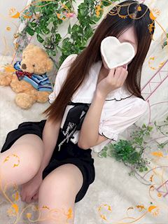 めい♢綺麗系おっとり娘♡