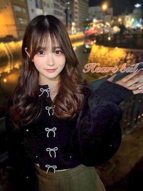 名古屋駅のデリヘル「はぁとぶる」しゅり【未経験色白巨乳18歳】(18)のプロフィール写真