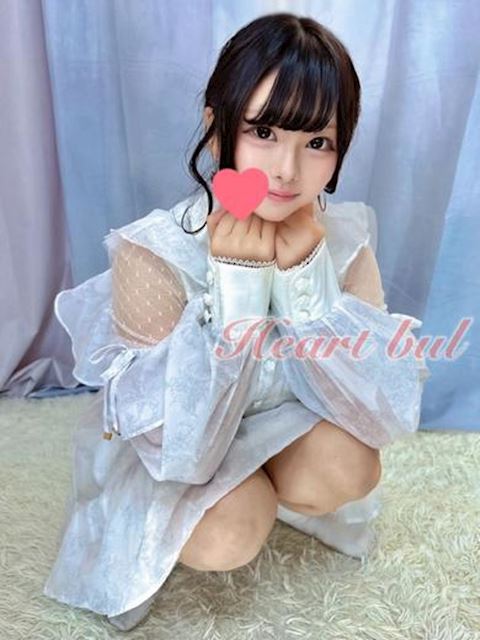 名古屋駅のデリヘル「はぁとぶる」みお【完全業界未経験18歳 】(18)のプロフィール写真