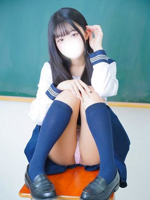 金津園のソープ「コスプレアカデミー」かなう(20)のプロフィール写真