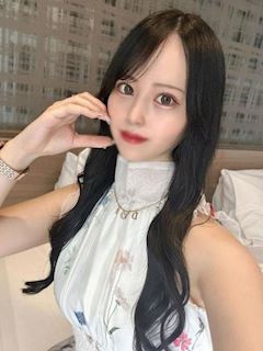 なぎ☆誰もが納得の美白美女！