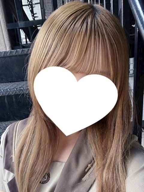 栄のビデオパブ「ビデオDEはんど」みずほ(18)のプロフィール写真