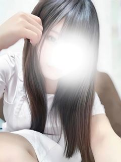 日色 もえか
