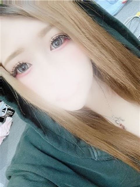 静岡・清水のデリヘル「30分3900円！100個以上のOPが無料！サンキュー静岡店（サンキューグループ）」あいり(24)のプロフィール写真