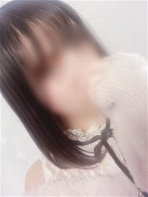 静岡・清水のデリヘル「30分3900円！100個以上のOPが無料！サンキュー静岡店（サンキューグループ）」えなこ(20)のプロフィール写真