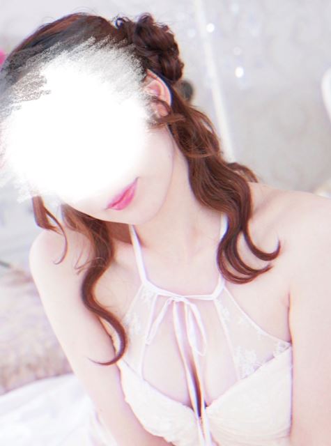 千種・今池・池下のキャンパブ「恋の胸騒ぎ 今池店」はづき(22)のプロフィール写真