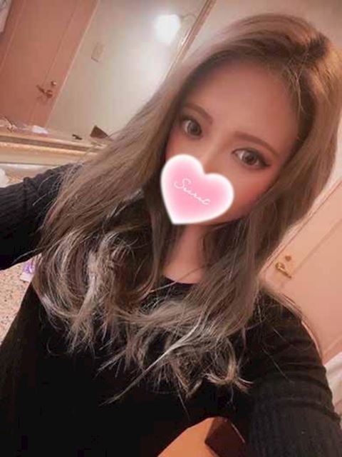 多治見市の人妻・熟女デリヘル「隣の奥様＆隣の熟女 多治見店」【奥】みみな(25)のプロフィール写真