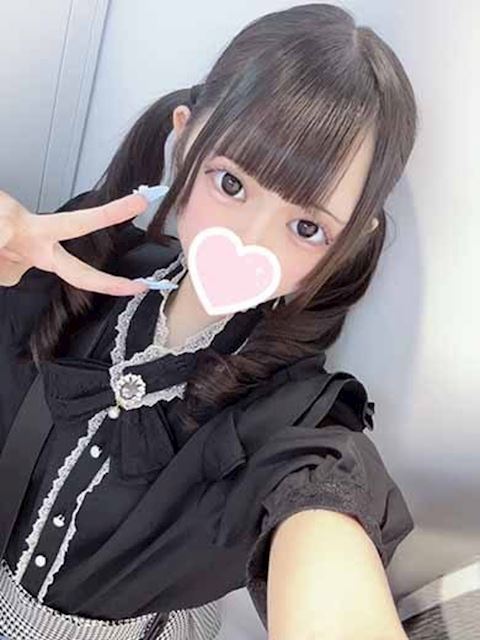 多治見市の人妻・熟女デリヘル「隣の奥様＆隣の熟女 多治見店」【奥】ここあ(20)のプロフィール写真