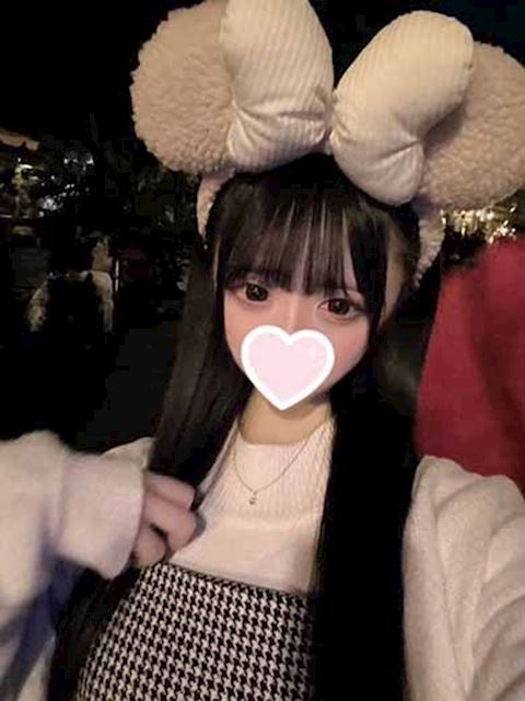 多治見市の人妻・熟女デリヘル「隣の奥様＆隣の熟女 多治見店」【奥】りりあ(20)のプロフィール写真