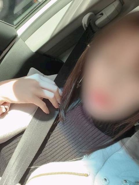 多治見市の人妻・熟女デリヘル「隣の奥様＆隣の熟女 多治見店」【奥】はづき(27)のプロフィール写真