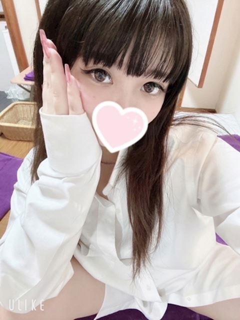 多治見市の人妻・熟女デリヘル「隣の奥様＆隣の熟女 多治見店」【奥】なつき(21)のプロフィール写真