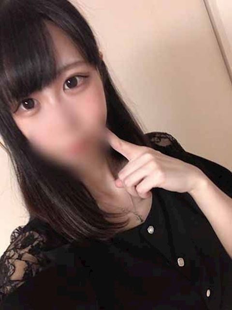 多治見市の人妻・熟女デリヘル「隣の奥様＆隣の熟女 多治見店」【奥】みやび(21)のプロフィール写真