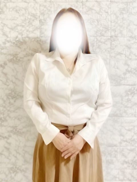 大垣市の人妻・熟女デリヘル「熟女の風俗アウトレット　大垣安八羽島店」れいな(39)のプロフィール写真