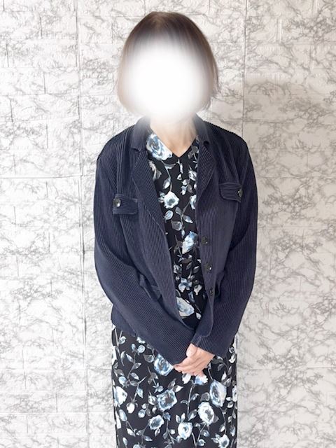 大垣市の人妻・熟女デリヘル「熟女の風俗アウトレット　大垣安八羽島店」かやの(58)のプロフィール写真