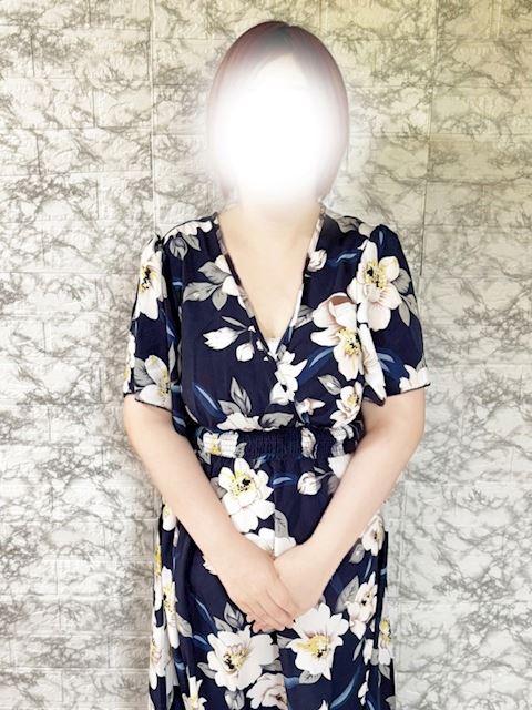 大垣市の人妻・熟女デリヘル「熟女の風俗アウトレット　大垣安八羽島店」ゆずき(38)のプロフィール写真