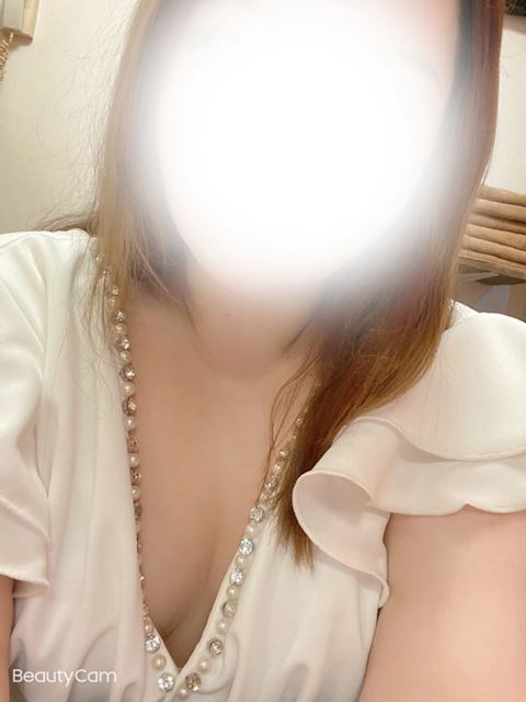 大垣市の人妻・熟女デリヘル「熟女の風俗アウトレット　大垣安八羽島店」ゆりか(34)のプロフィール写真