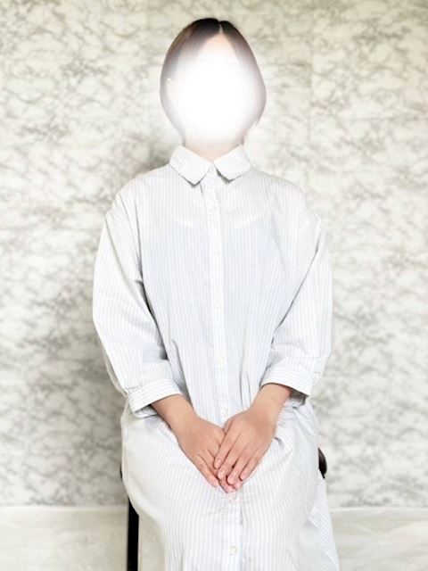 大垣市の人妻・熟女デリヘル「熟女の風俗アウトレット　大垣安八羽島店」ゆうか(27)のプロフィール写真