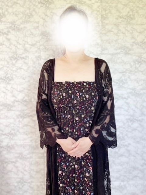 大垣市の人妻・熟女デリヘル「熟女の風俗アウトレット　大垣安八羽島店」りえ(45)のプロフィール写真