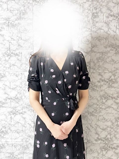 大垣市の人妻・熟女デリヘル「熟女の風俗アウトレット　大垣安八羽島店」あかり(51)のプロフィール写真