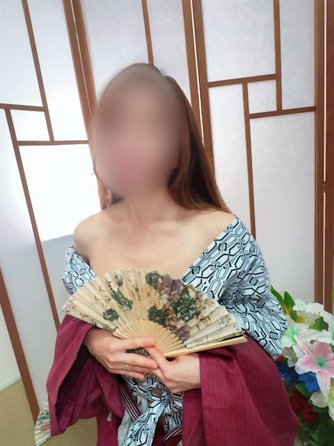 名古屋駅の回春・性感エステ「旦那さん～今日はお疲れですか～」真央 (気になる存在)(47)のプロフィール写真