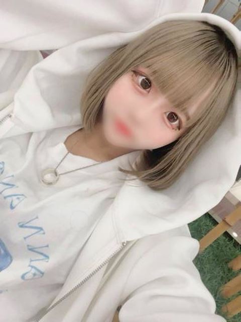 中村・大門のヘルス「IF LOVERS SPEACE」くるみ(19)のプロフィール写真