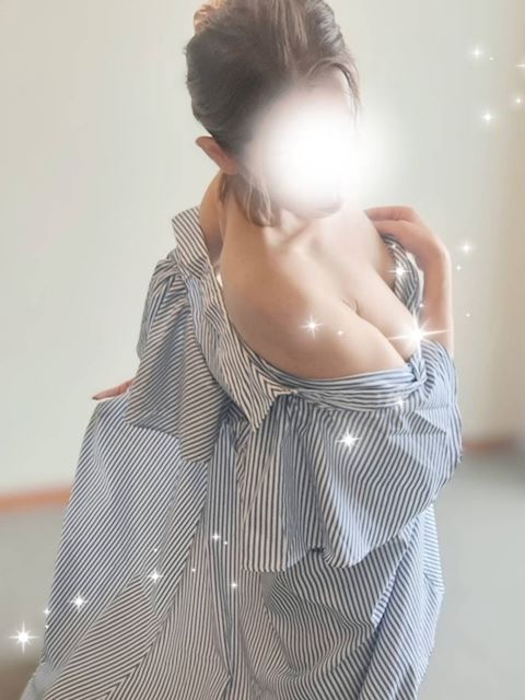 美濃加茂市の人妻・熟女デリヘル「熟女の風俗アウトレット 美濃加茂・可児店」まなえ(53)のプロフィール写真