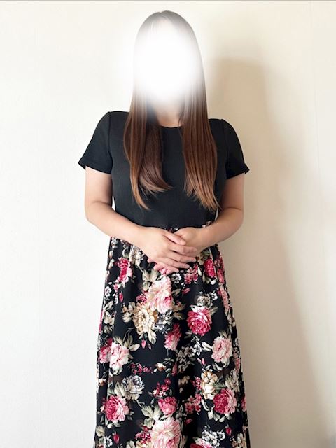 美濃加茂市の人妻・熟女デリヘル「熟女の風俗アウトレット 美濃加茂・可児店」みお(25)のプロフィール写真