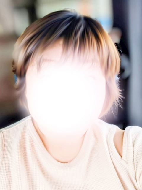 美濃加茂市の人妻・熟女デリヘル「熟女の風俗アウトレット 美濃加茂・可児店」みなみ(49)のプロフィール写真
