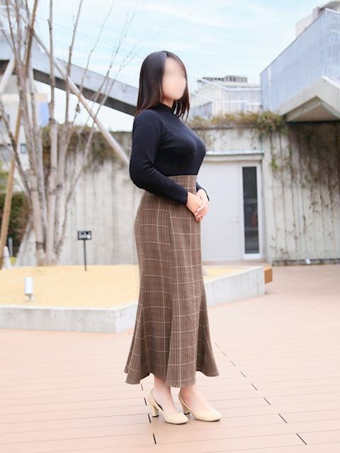 豊橋の人妻・熟女デリヘル「こあくまな熟女たち豊橋店（KOAKUMAグループ）」篠原 ひなた(33)のプロフィール写真