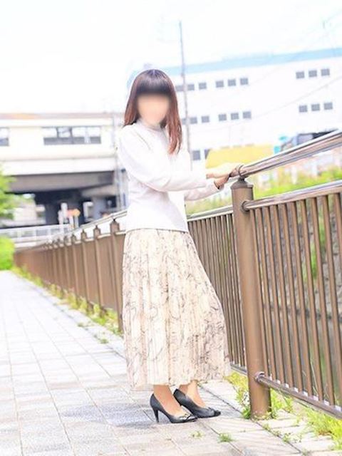 豊橋の人妻・熟女デリヘル「こあくまな熟女たち豊橋店（KOAKUMAグループ）」神木 りく(51)のプロフィール写真