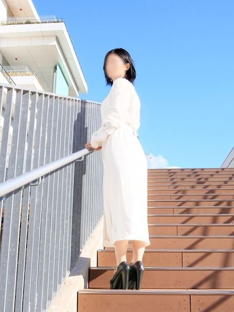 豊橋の人妻・熟女デリヘル「こあくまな熟女たち豊橋店（KOAKUMAグループ）」池田未来(41)のプロフィール写真