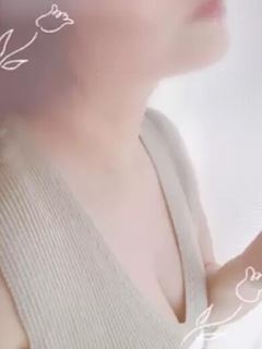 ゆう💖美乳美肌美人