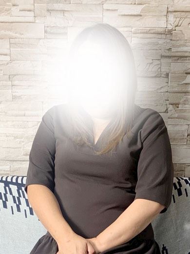 岐南町の人妻・熟女デリヘル「熟女パラダイス岐阜店（カサブランカグループ）」まり💖イキすぎ注意(42)のプロフィール写真