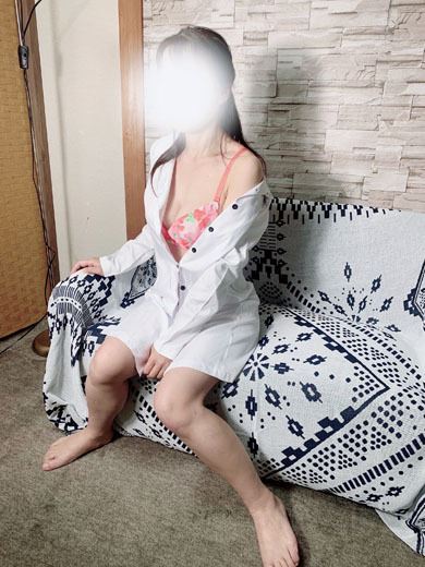 岐南町の人妻・熟女デリヘル「熟女パラダイス岐阜店（カサブランカグループ）」みなよ💖ピンクな天然ちゃん(39)のプロフィール写真