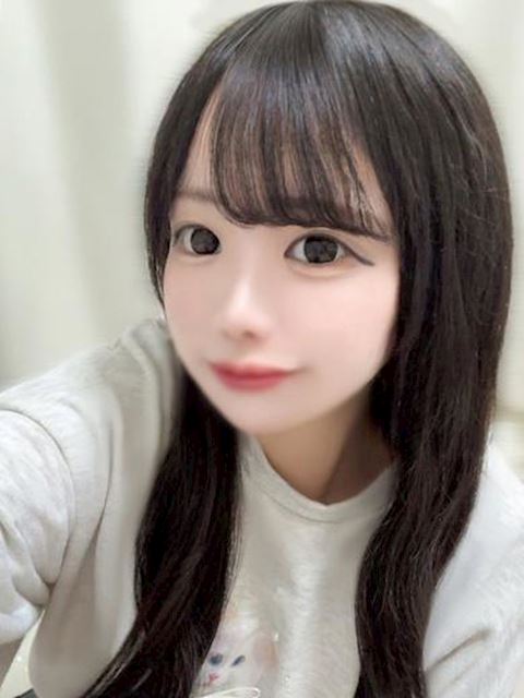 錦・丸の内のデリヘル「愛らぶ名古屋本店」ぴちゅー(19)のプロフィール写真