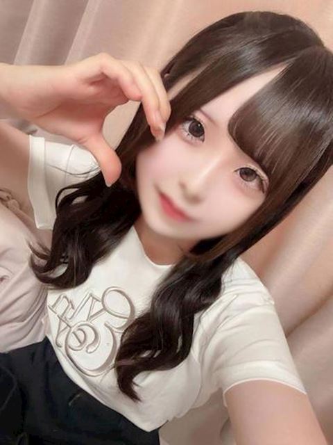 錦・丸の内のデリヘル「名古屋しろうと革命」かれん◆ロリの革命凱児(18)のプロフィール写真