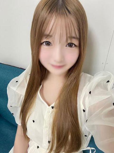 錦・丸の内のデリヘル「名古屋しろうと革命」ぴぴ◆おっとり従順JK(18)のプロフィール写真