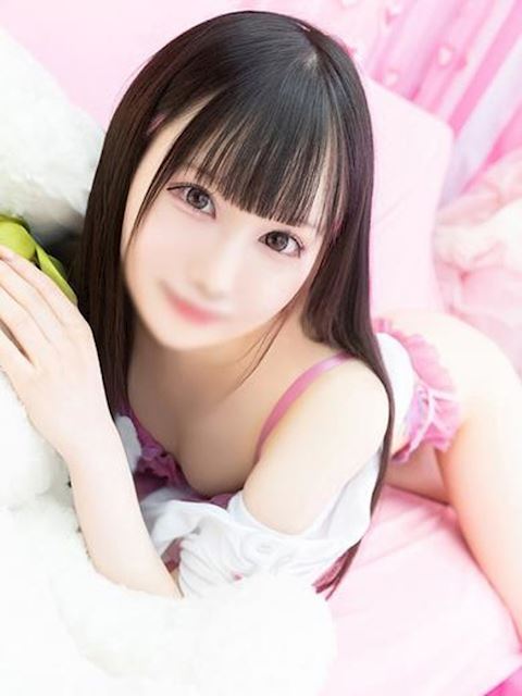 錦・丸の内のデリヘル「名古屋しろうと革命」パインアメ◆積極的なほしがり彼女(20)のプロフィール写真