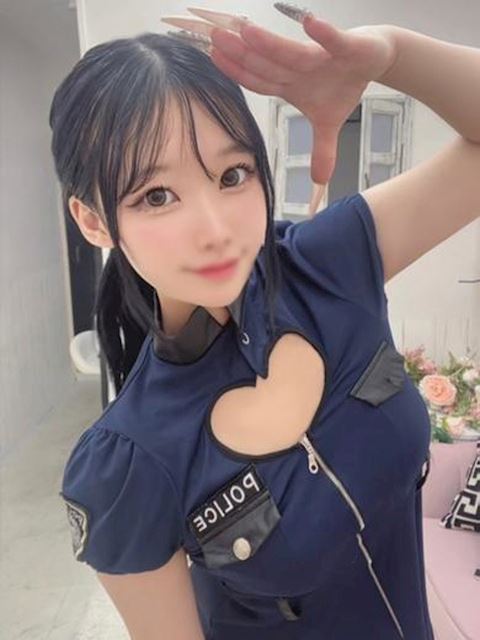 錦・丸の内のデリヘル「名古屋しろうと革命」きゅぴ※貴方の心射貫いちゃうぞ♡(18)のプロフィール写真