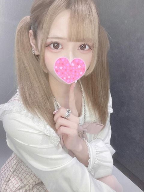 安城のデリヘル「流れでなんでも許しちゃう素人女子」かよ(19)のプロフィール写真