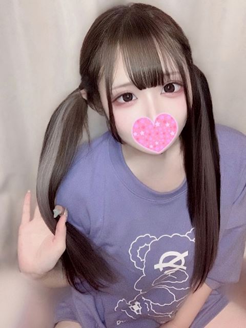 安城のデリヘル「流れでなんでも許しちゃう素人女子」ひなこ(19)のプロフィール写真