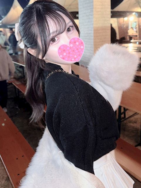 安城のデリヘル「流れでなんでも許しちゃう素人女子」りこ(20)のプロフィール写真